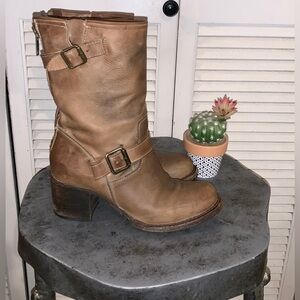 Freebird Leather "BLDR" Boulder Tan Moto Biker Distressed buckle Boots size 8